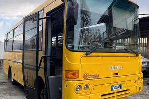 Autobus scuolabus 49 Posti