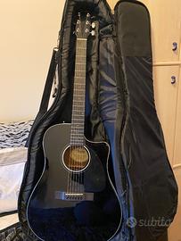 Chitarra Acustica Fender Nera Amplificabile