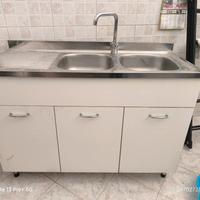 mobile cucina con lavello e fontana 