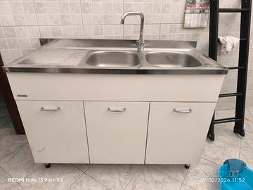 mobile cucina con lavello e fontana 