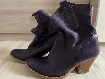 Stivaletti donna stile cowboy