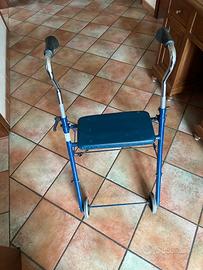 Deambulatore per anziano