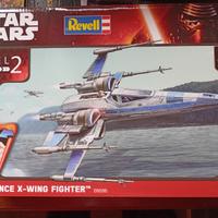 Kit Revell 06696 Star Wars X-Wing Fighter 1/50