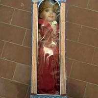Bambole di porcellana da collezione