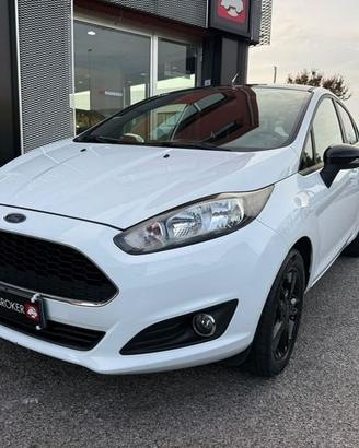 Ford Fiesta 1.5 tdci Black&White 75cv E6
