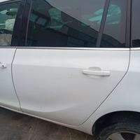 Porta posteriore sx Opel Zafira c tourer anno 2013