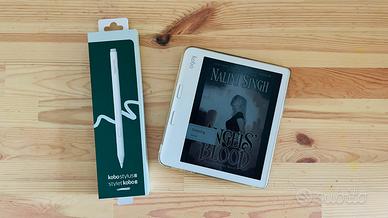 Kobo Libra Colour bianco +  Stylus + Cover