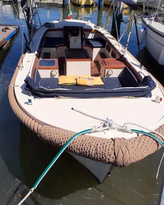 Gozzo Albatros 23