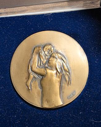 Medaglia in bronzo 1985 -  Manzù