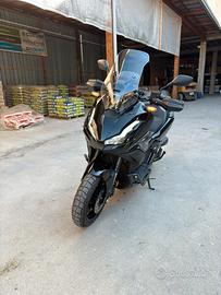 Adv 350 2025 Full con Bauletto