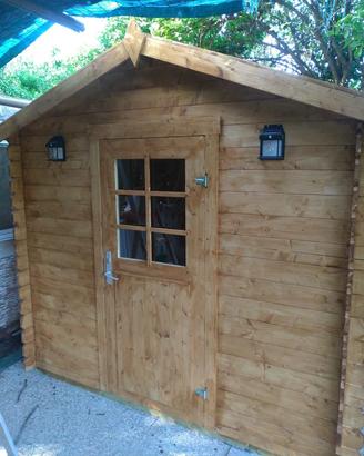 CASETTA DI LEGNO AMALFI 240x240x222h spess.19mm