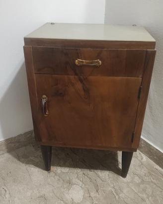 comodino antico inizio 900