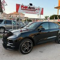 Porsche Macan 2.0 245cv