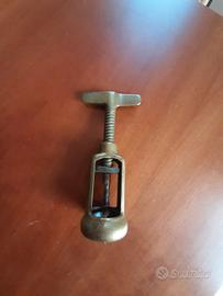 Antico cavatappi anni 50 60 ottone campana vintage