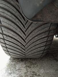 gomme 4 stagioni 245 45 r 18 100v