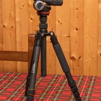 TREPIEDE IN CARBONIO  5 ALZATE + TESTA  MANFROTTO