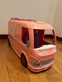 Barbie Camper Van,  parco giochi e più