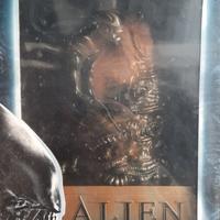 Alien sideshow collectibles