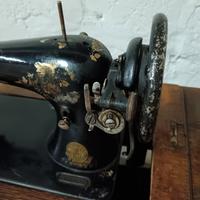 Macchina da cucire singer del 1900 