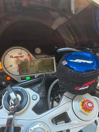 moto sportiva 