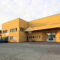 MAGAZZINO A POCAPAGLIA