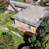 Casale con palmento e terreno a Santa Venerina