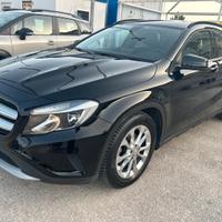 Mercedes GLA 180 d Business