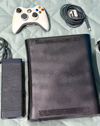 Xbox 360 + 6 Controller + Giochi