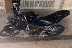 gsxs 125 suzuki