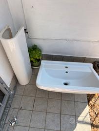 Lavabo con colonna marca DURAVIT  .