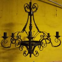 Lampadario ferro battuto
