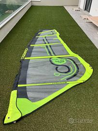 Vela da windsurf Tribord AXS da 4,7 metri quadri