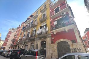 2 LOCALI A BARLETTA
