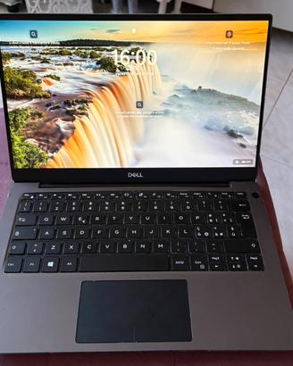 Dell XPS 13 7390 I7