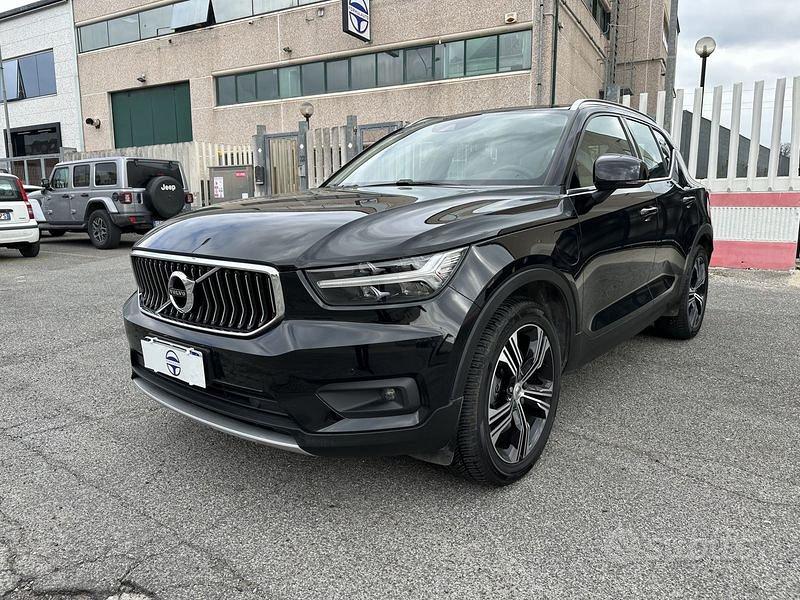 Volvo XC40 (2017-->)