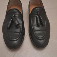 Mocassino in pelle con nappe. Nero n 40