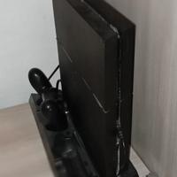 playstation 4 con 8 giochi e cuffie