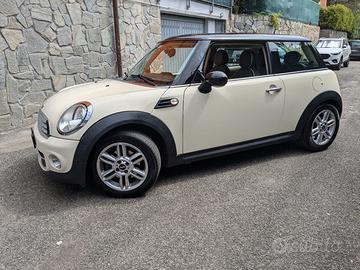 MINI Mini (R56) - 2011