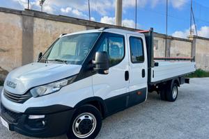 Iveco 35c15 daily doppia cabina 7 posti E6