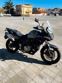 SUZUKI V STROM 650 2015