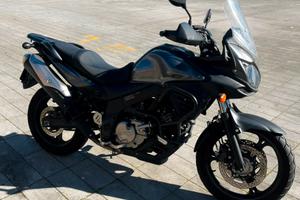 SUZUKI V STROM 650 2015
