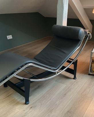 MDF ITALIA Chaise Longue  LC4 1401 in pelle nera