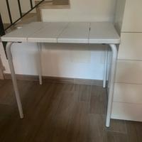 Tavolino bianco
