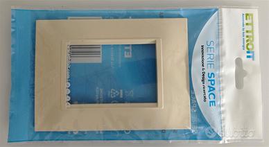 Placca compatibile bTicino serie Living "Sabbia"