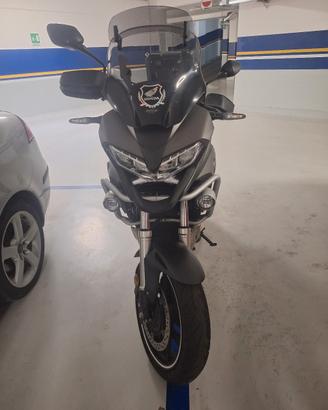 Honda crossrunner Travel Edition del 2017