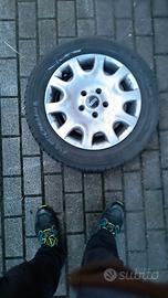 Cerchi con gomme