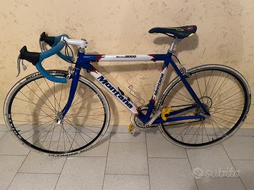 Bicicletta corsa Montana Racing 8000