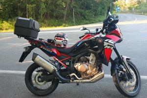 Africa twin 1100L  urban colore rosso grand prix 