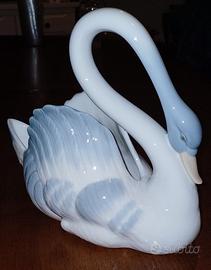 Cigno in porcellana Nao by Lladro' 1983