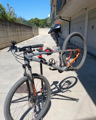 Mountain Bike GT Avalanche